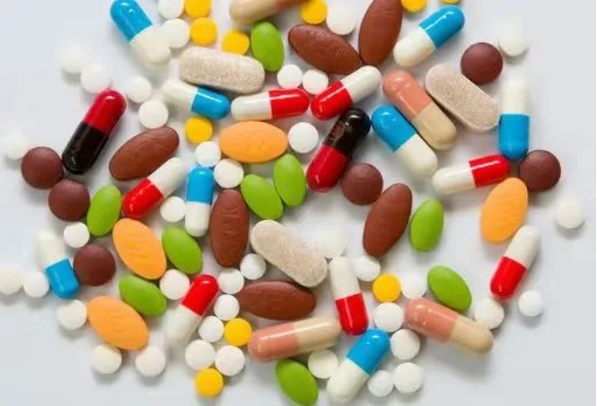 Pharmaceutical application of POvidone