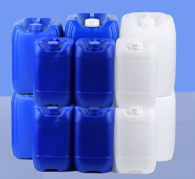 Dimethyl sulfoxide packaging